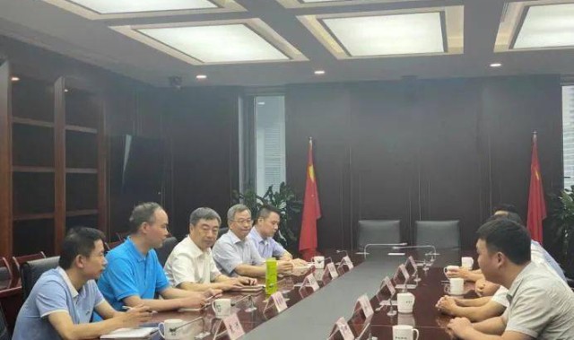 奇异果体育- 瓦朗谢讷市政府联合企业共建青训基地  